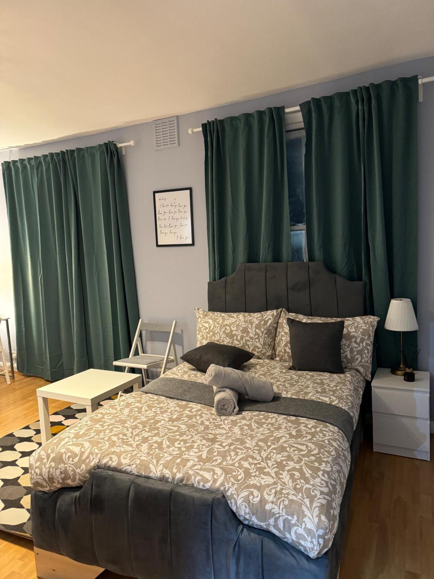 Charming Near Notting Hill